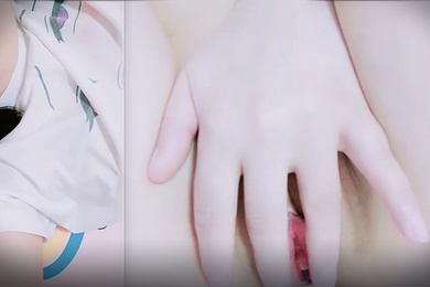 小嫩逼用手自慰萝莉