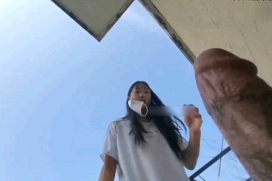 轰动全网的韩国老师掏出鸡巴让高中学生口交