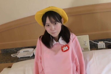 清纯可爱萝莉美少女