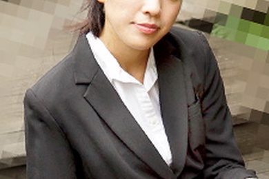 求职面试性骚扰！一个想要工作、害羞但愿意做任何事情的女大学生 泉绫