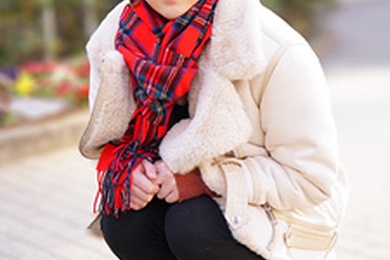 一个喜欢乳头游戏的变态素人女孩 筱冢志穗